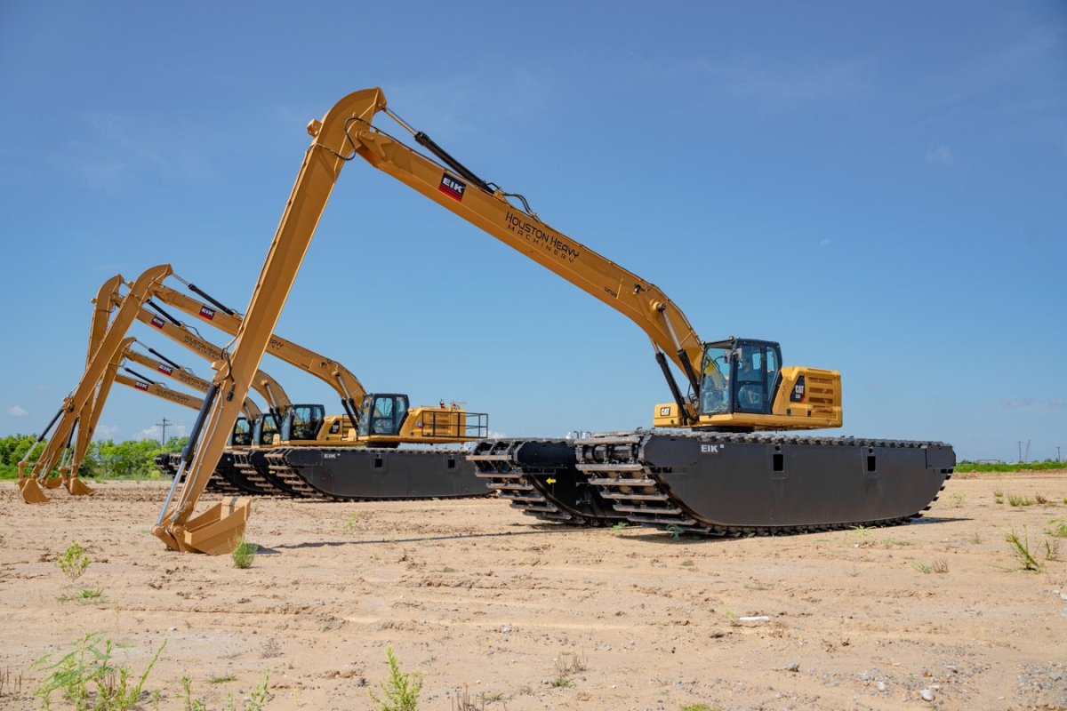 Caterpillar 2019 Pontoon Super Long Reach Excavator - 3825 Hours - EIK Solutions