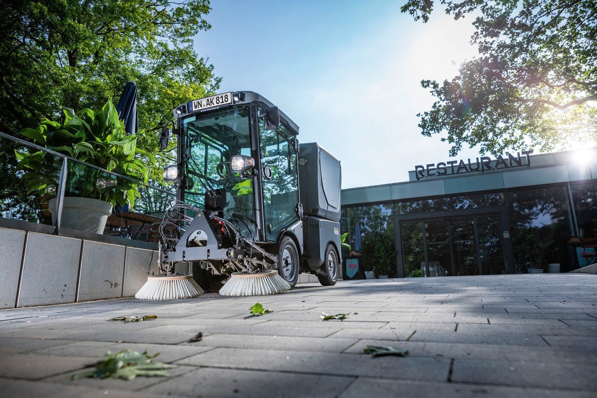 Karcher Municipal City Sweeper MC 80 MC 80