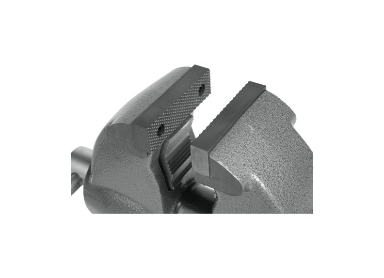 C-0 Pipe and Bench Vise, 3-1/2" Jaw Width, 5" Max Jaw Opening, 4-1/2" Throat Depth - Diamond Tool Store