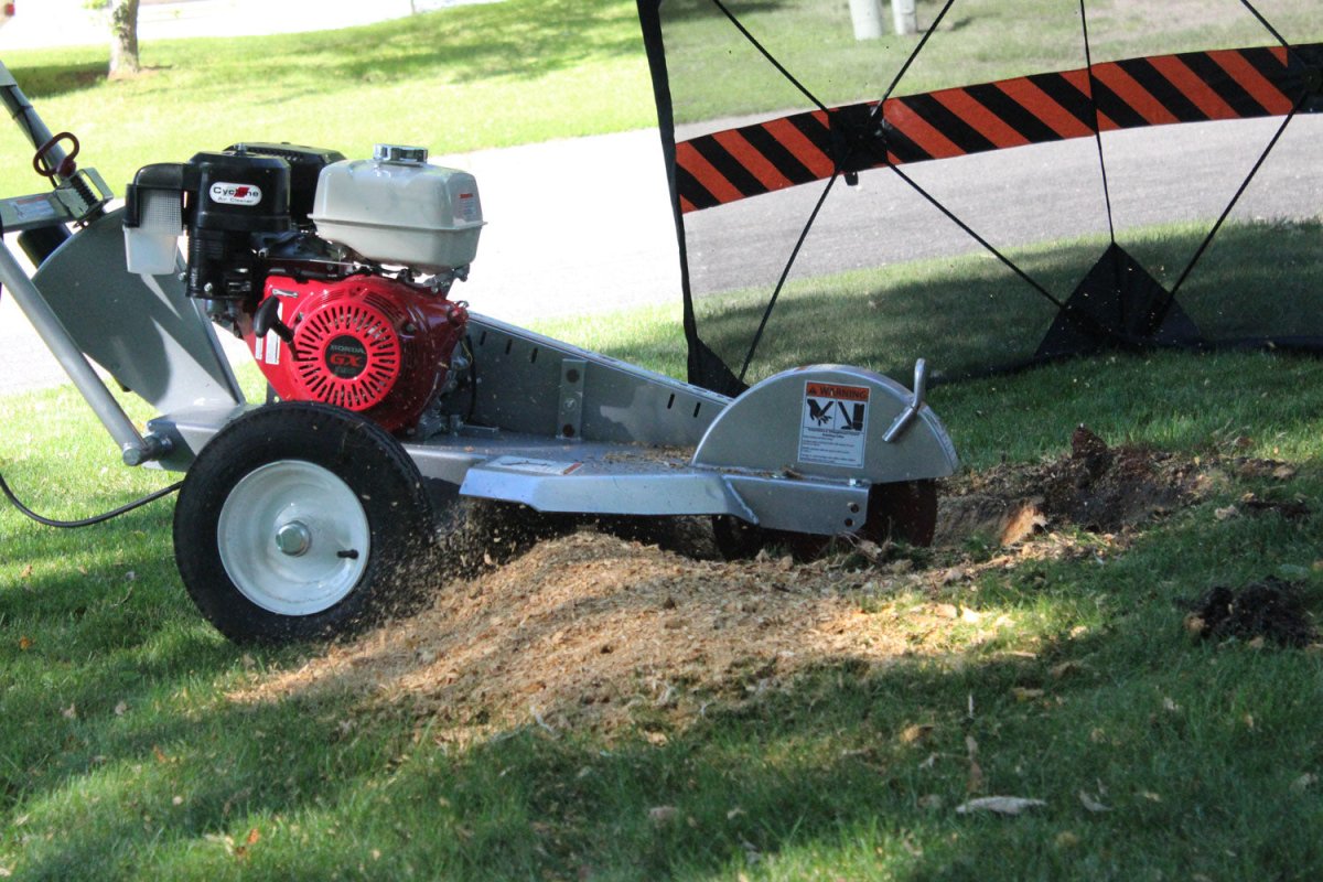 Dosko Stump Grinder | 13 HP Walk-Behind | Honda GX390 - Dosko