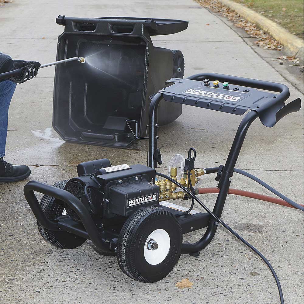 NorthStar Pressure Washer | 3000 PSI | 2.5 Gpm | Electric | 230V - NorthStar