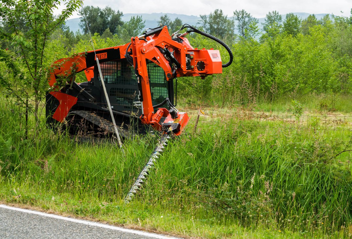 RAPTOR SKID STEER BOOM ARM MOWER ATTACHMENT - Eterra